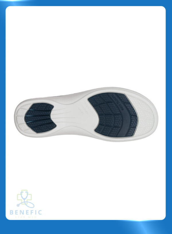 saboti-medicali-din-piele-naturala-lavabili-nursingcare-wash-go-paris-hearts2